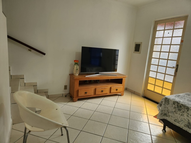 Casa de Condomínio à venda com 3 quartos, 72m² - Foto 3