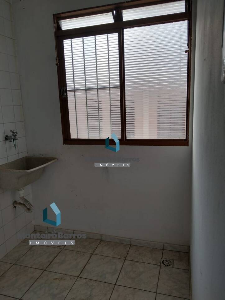 Apartamento à venda com 2 quartos, 60m² - Foto 11