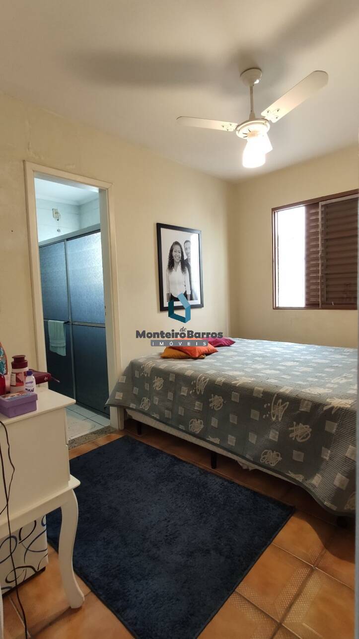 Casa à venda com 5 quartos, 120m² - Foto 13