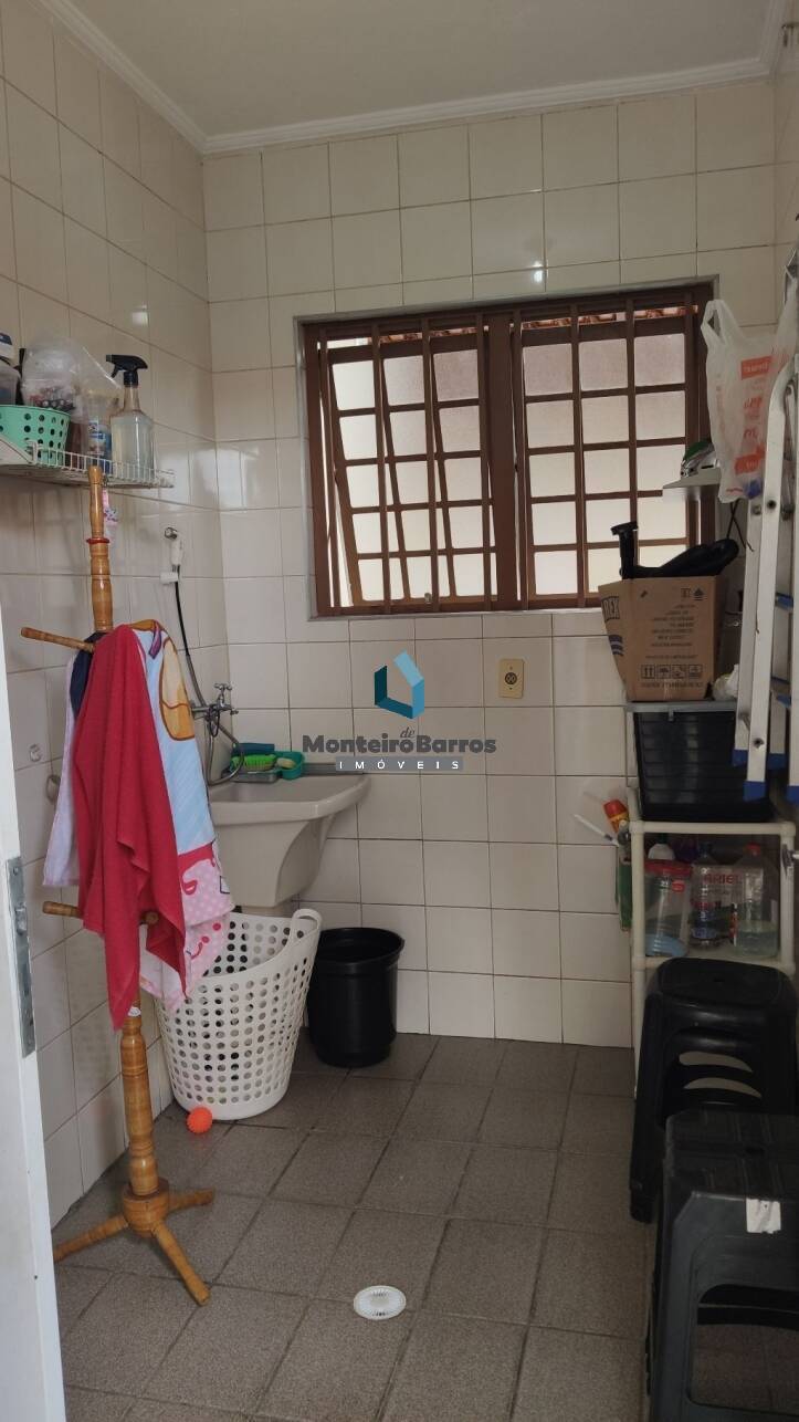 Casa à venda com 5 quartos, 120m² - Foto 21