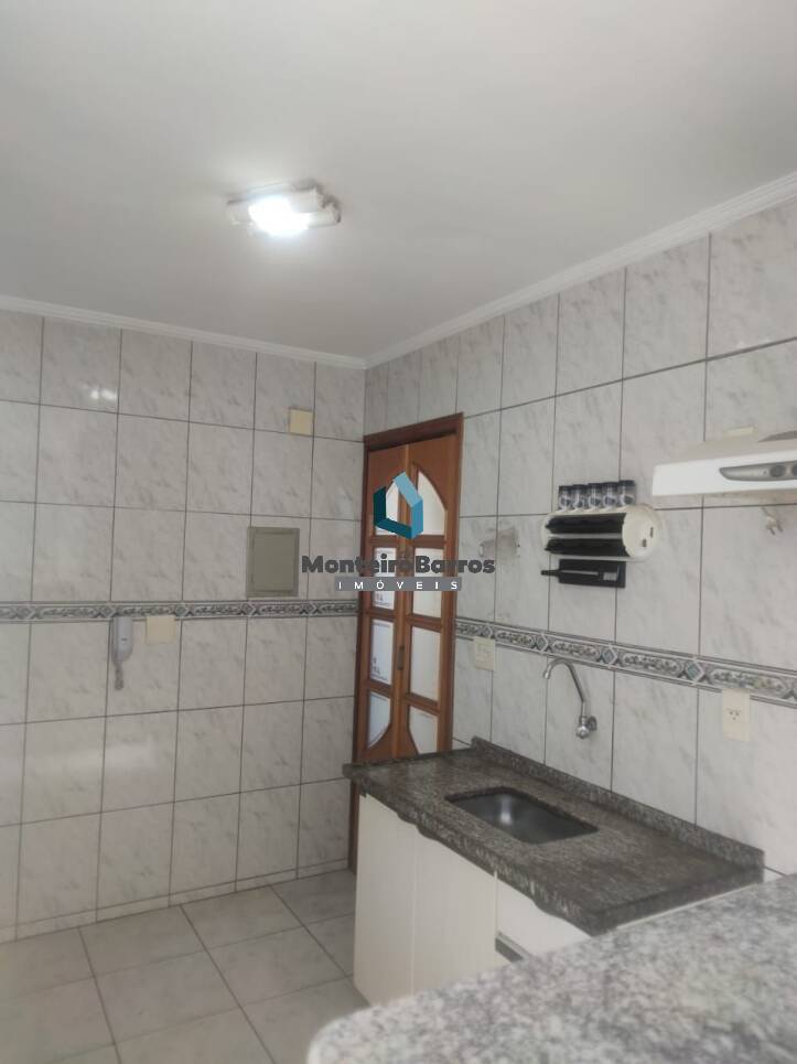 Apartamento à venda com 2 quartos, 55m² - Foto 17