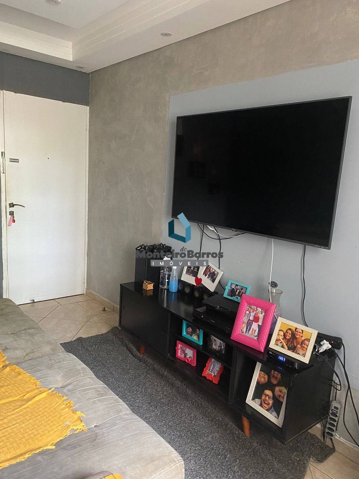 Apartamento à venda com 3 quartos, 75m² - Foto 3