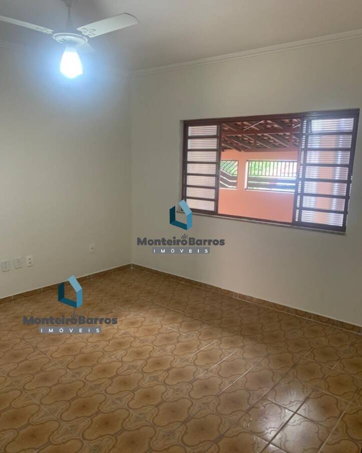 Casa à venda com 3 quartos, 250m² - Foto 18