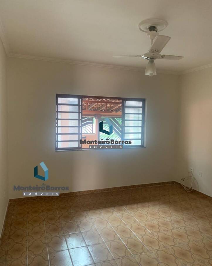 Casa à venda com 3 quartos, 250m² - Foto 28