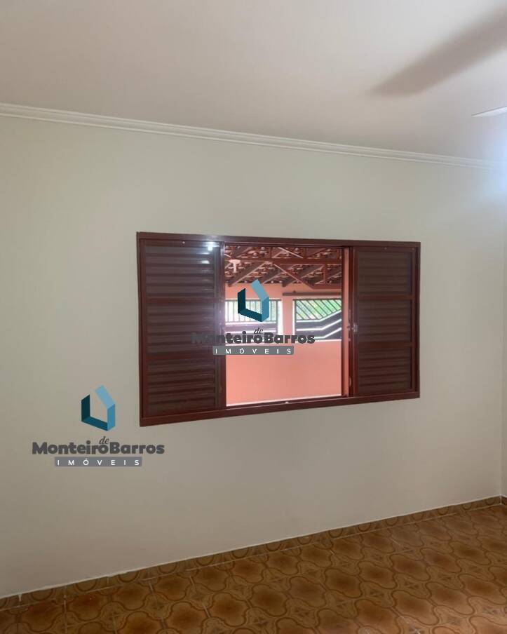 Casa à venda com 3 quartos, 250m² - Foto 33