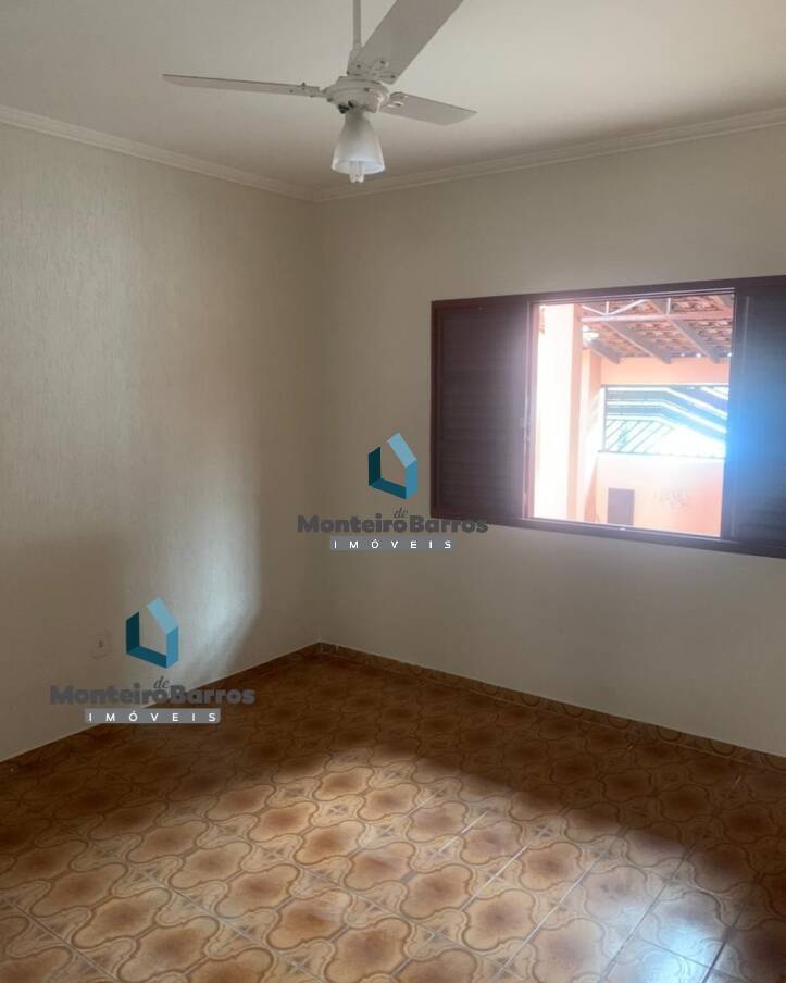 Casa à venda com 3 quartos, 250m² - Foto 34