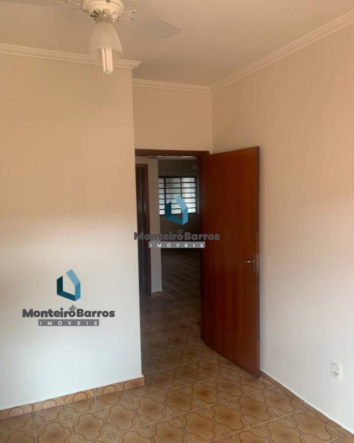 Casa à venda com 3 quartos, 250m² - Foto 35