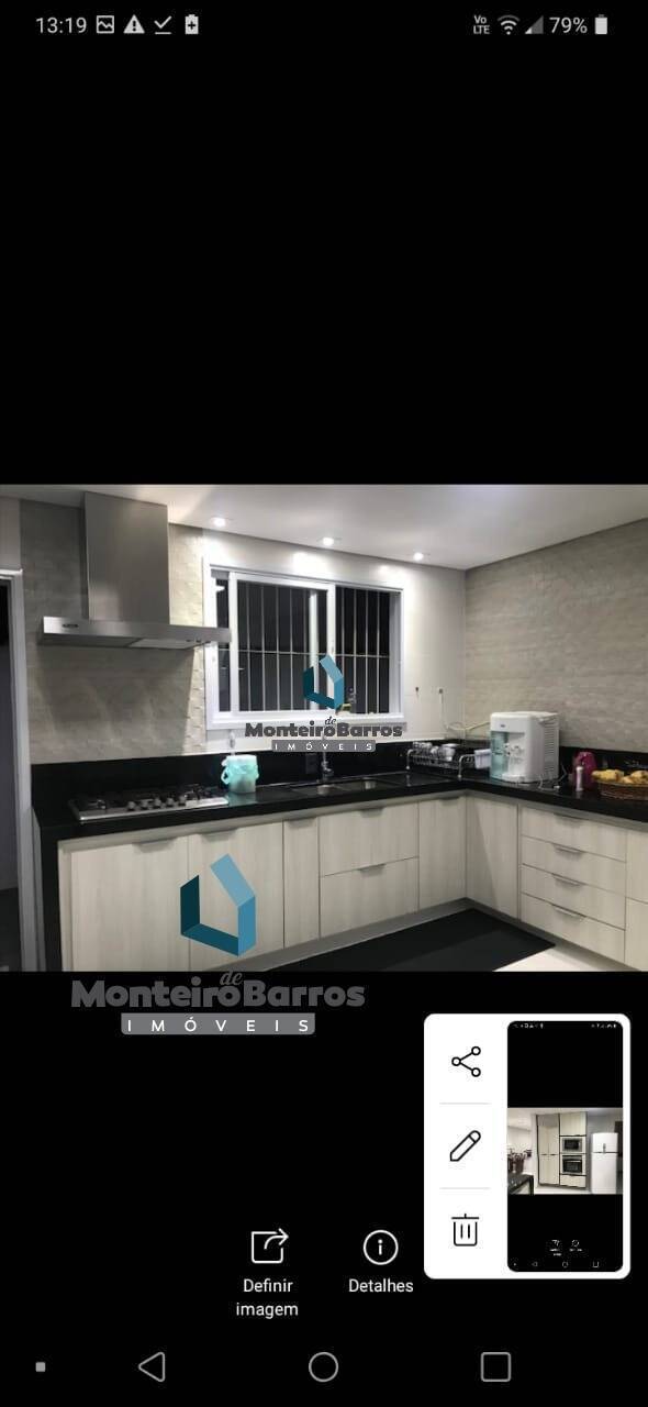 Casa à venda com 3 quartos, 250m² - Foto 8