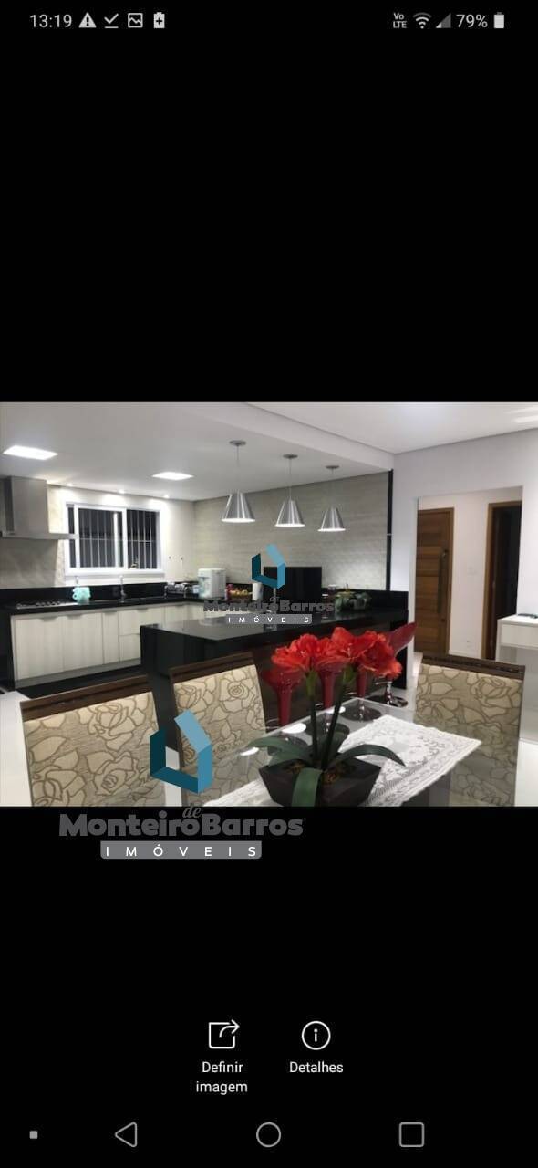 Casa à venda com 3 quartos, 250m² - Foto 2