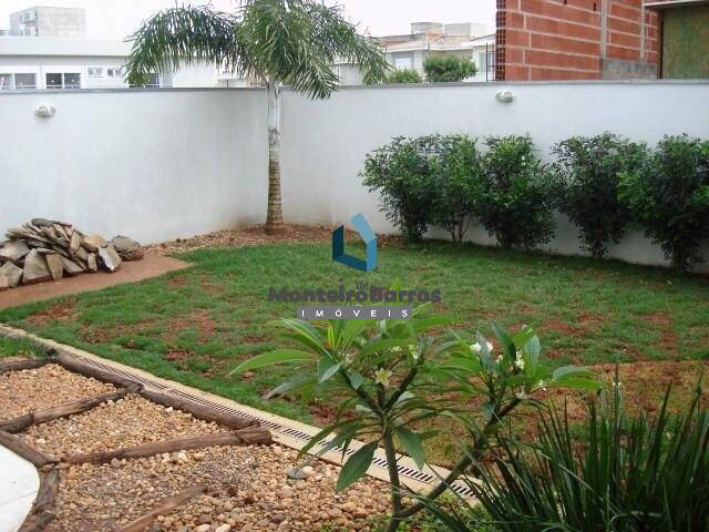 Casa de Condomínio à venda com 4 quartos, 300m² - Foto 14