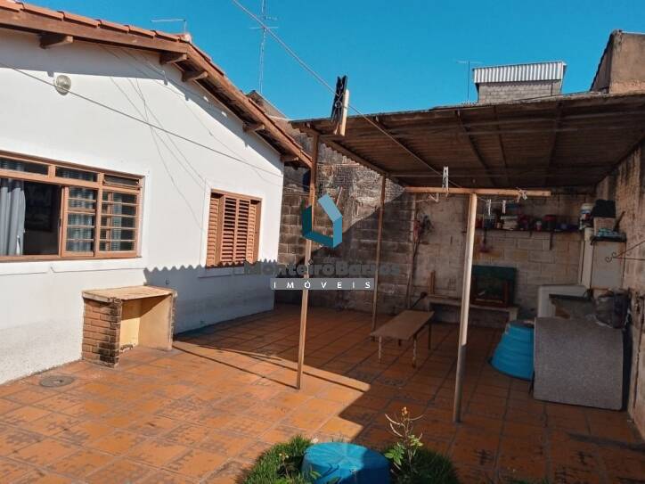 Casa à venda com 4 quartos, 200m² - Foto 8