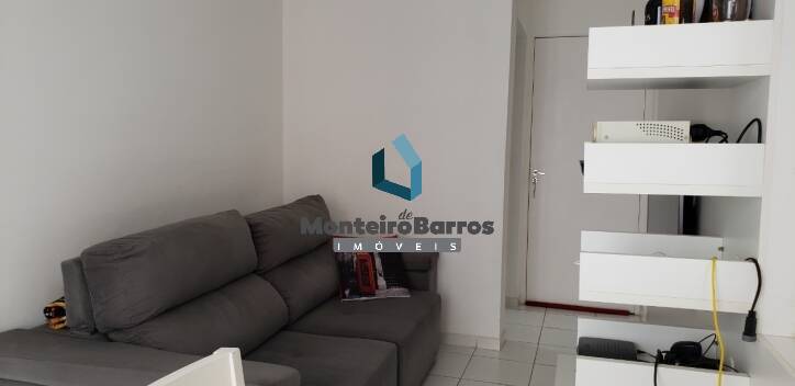 Apartamento à venda com 2 quartos, 70m² - Foto 5