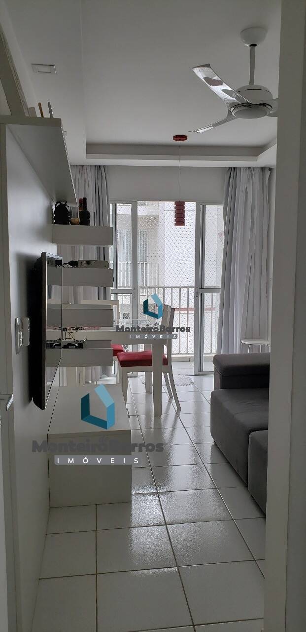 Apartamento à venda com 2 quartos, 70m² - Foto 6