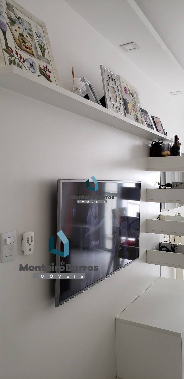 Apartamento à venda com 2 quartos, 70m² - Foto 7