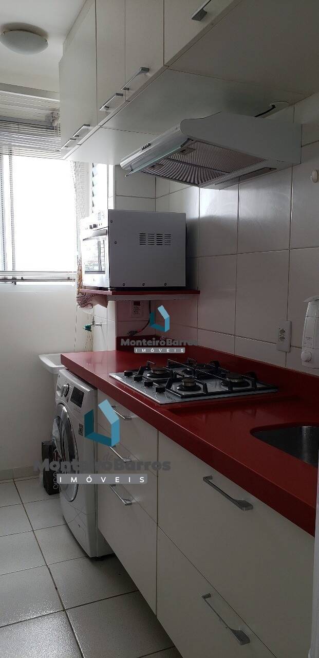 Apartamento à venda com 2 quartos, 70m² - Foto 10