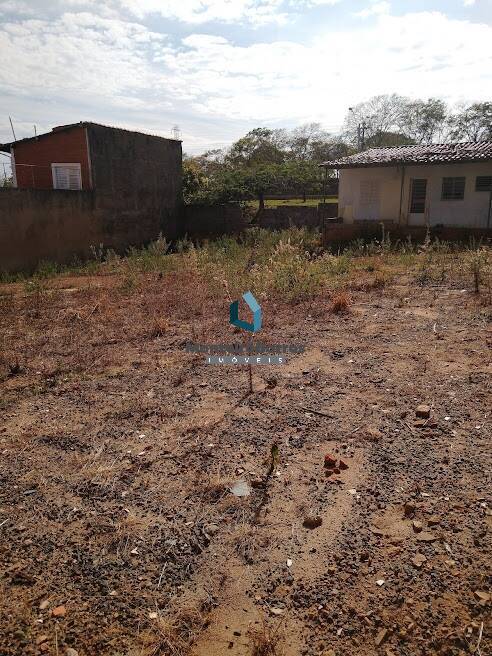 Terreno para alugar, 600m² - Foto 1