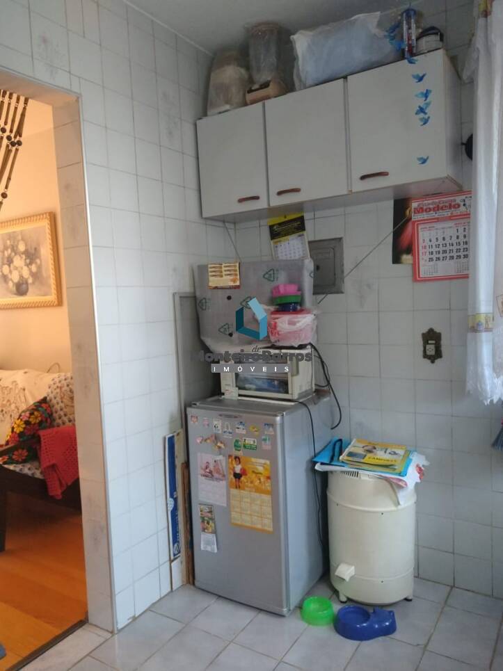 Apartamento à venda com 2 quartos, 48m² - Foto 2