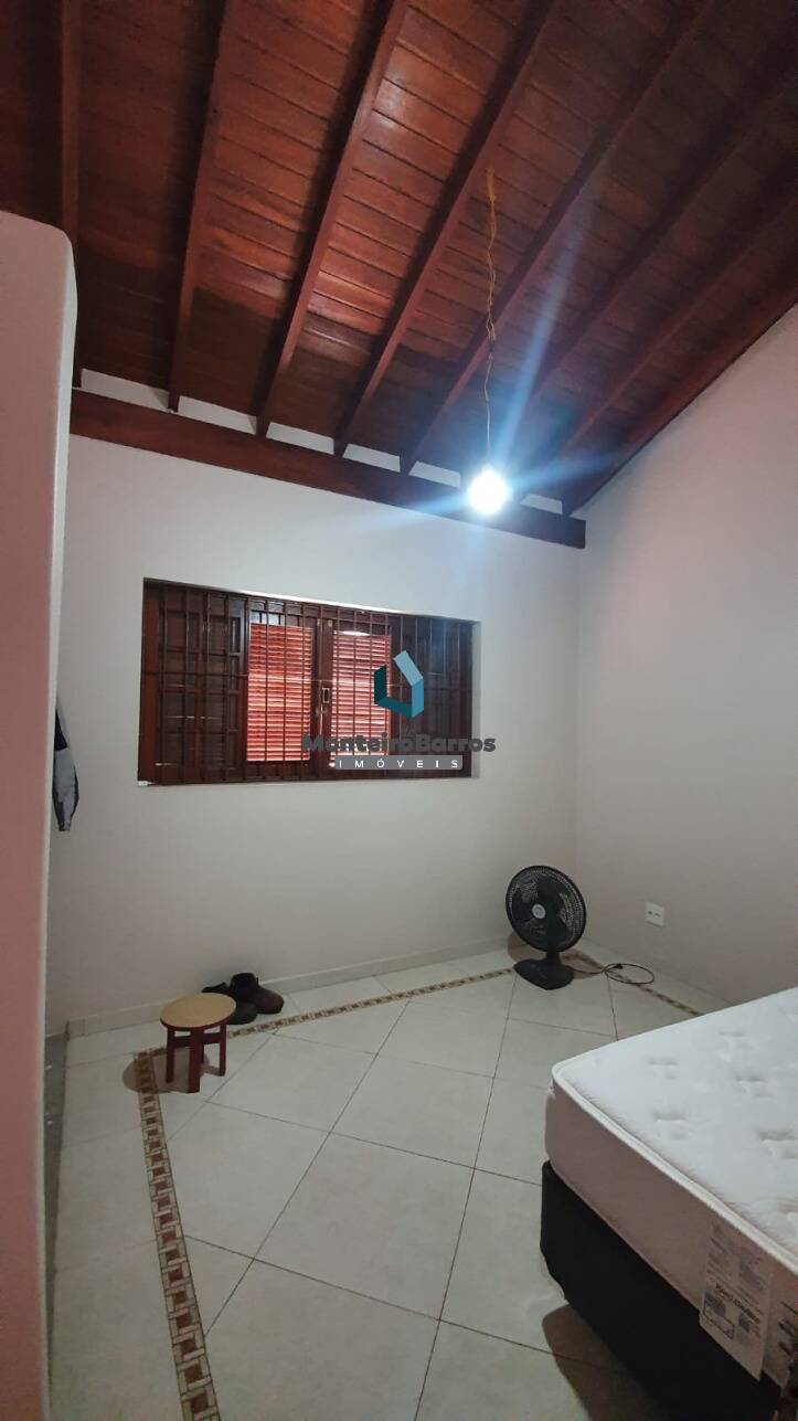 Casa à venda com 3 quartos, 200m² - Foto 8