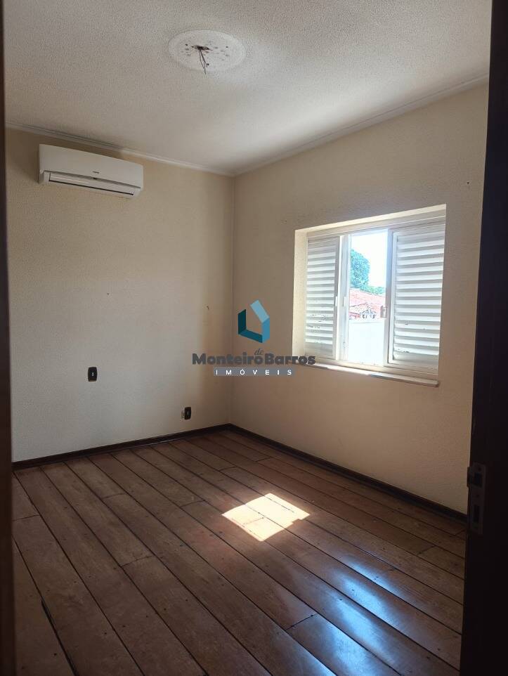 Prédio Inteiro para alugar com 4 quartos, 380m² - Foto 14