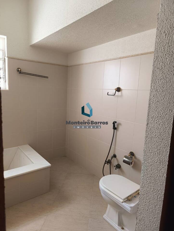 Prédio Inteiro para alugar com 4 quartos, 380m² - Foto 21