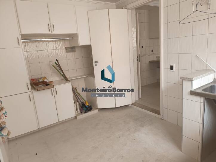 Prédio Inteiro para alugar com 4 quartos, 380m² - Foto 25