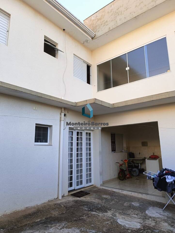 Casa à venda com 7 quartos, 300m² - Foto 6