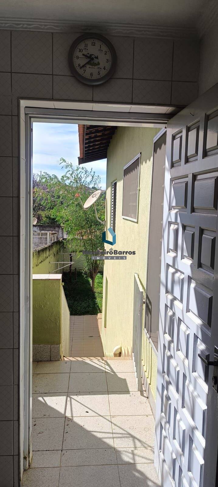 Casa à venda com 3 quartos, 300m² - Foto 27