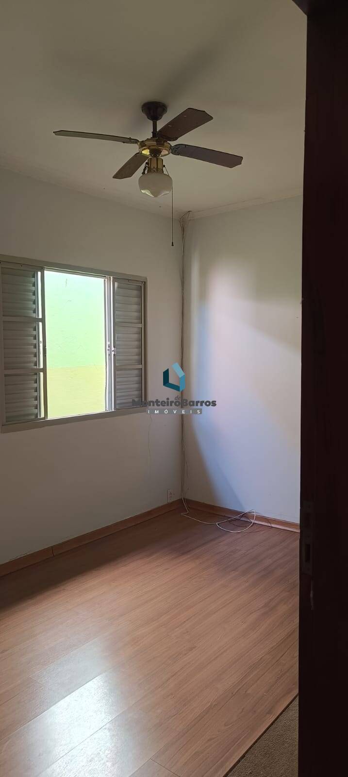 Casa à venda com 3 quartos, 300m² - Foto 14