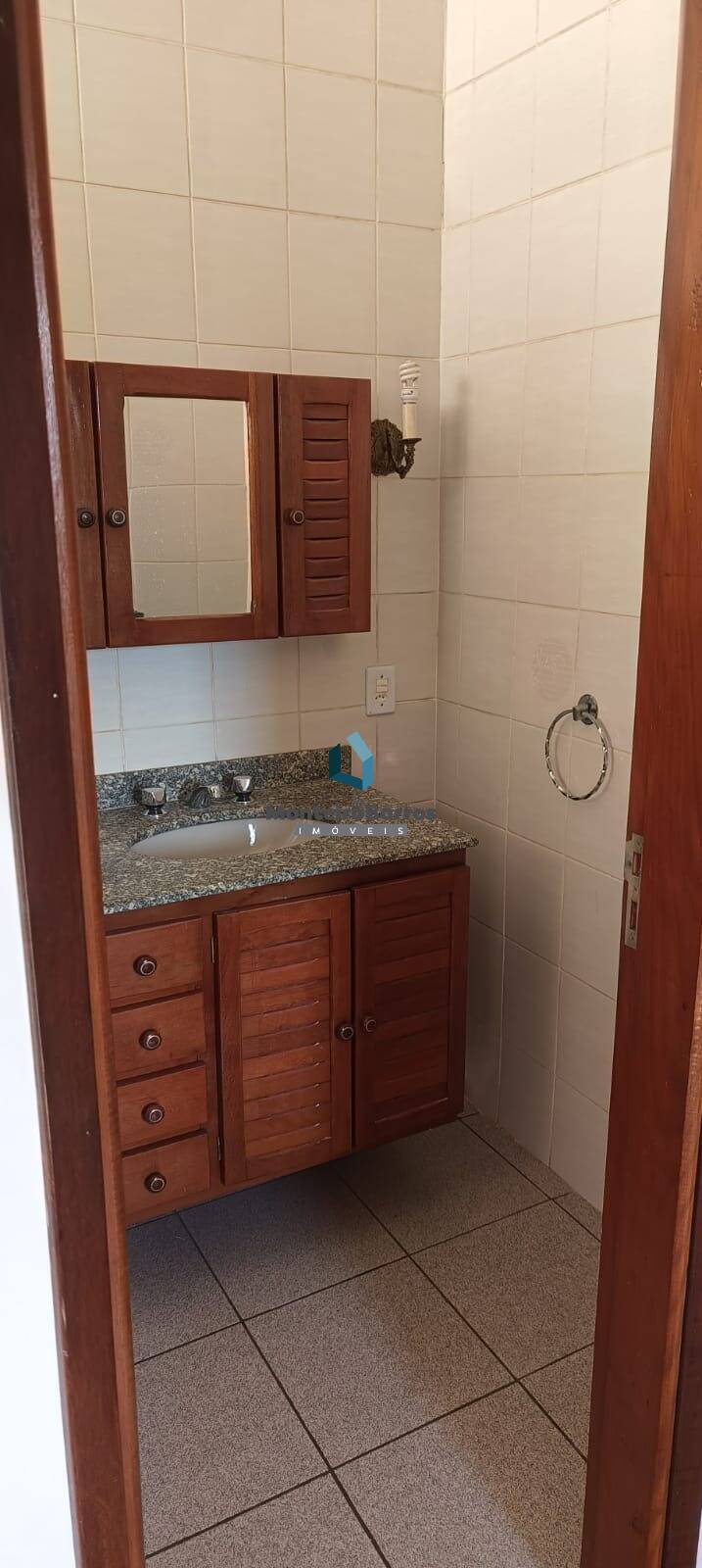 Casa à venda com 3 quartos, 300m² - Foto 16