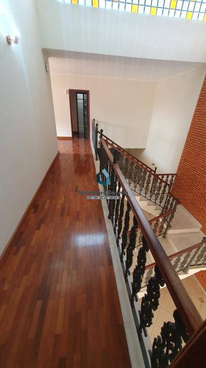 Casa à venda com 4 quartos, 290m² - Foto 12